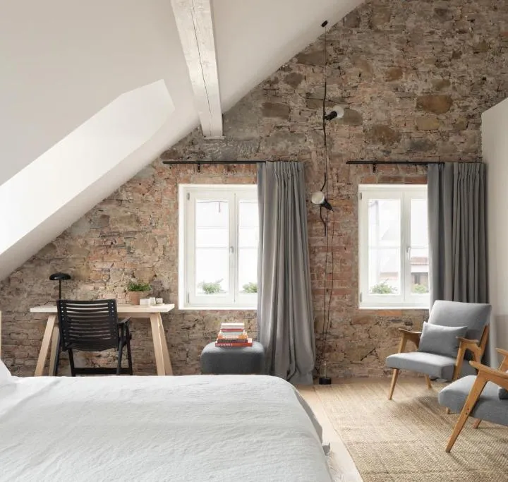 April1550 Boutique Hotel