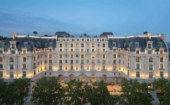 The Peninsula, Paris Hotel Review