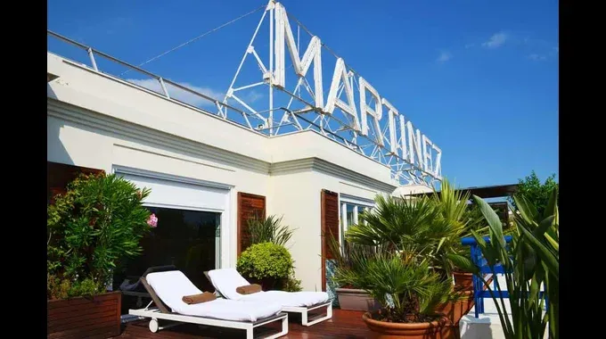 Balcony Hotel Martinez