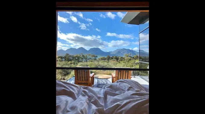 Saffire Freycinet Suite View1