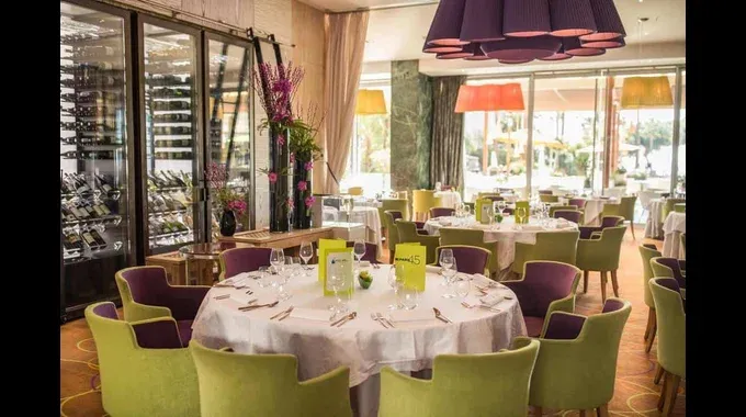 Restarant Le Grand Hotel Cannes