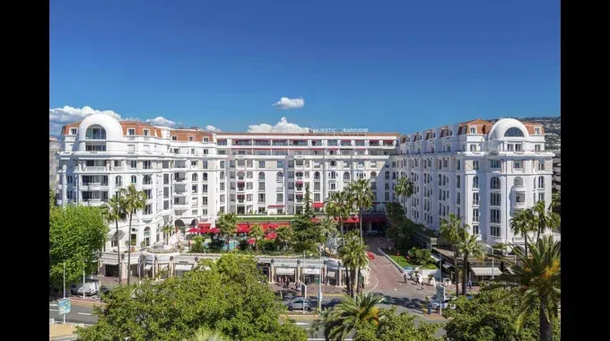 Facade Hotel Barriere Le Majestic Cannes
