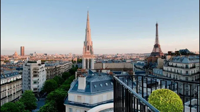 Four Seasons Hotel Paris Suite View