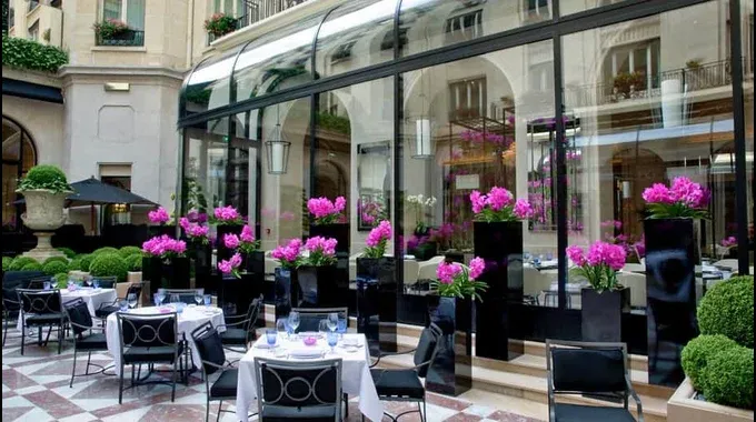 Four Seasons Hotel Paris Flowers