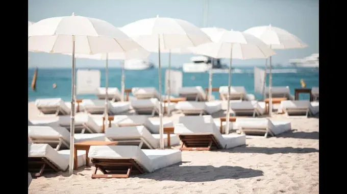 Private Beach Le Grand Hotel Cannes