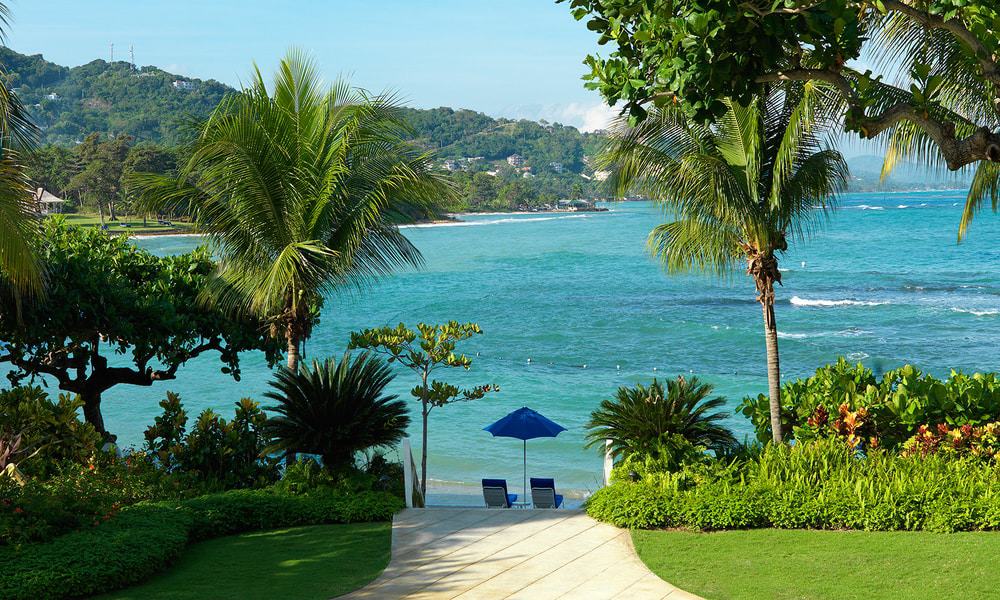 Round Hill Hotel and Villas